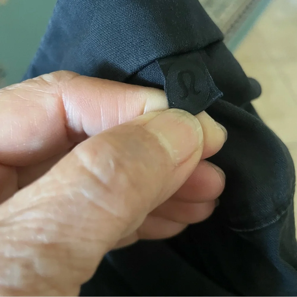 Lululemon Men's Black Pants size 36
